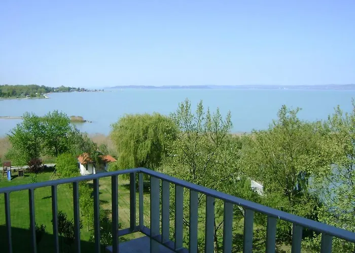 アパート Piroska Wellness